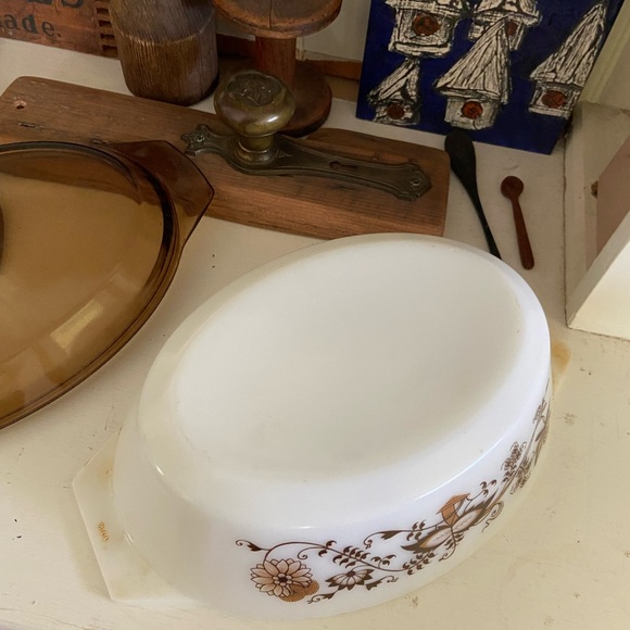 Pyrex - Picture 3 of 5